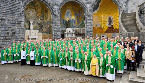Les évêques au sortir de leur Assemblée plénière (du 3 au 8 novembre à Lourdes) lancent 2 appels